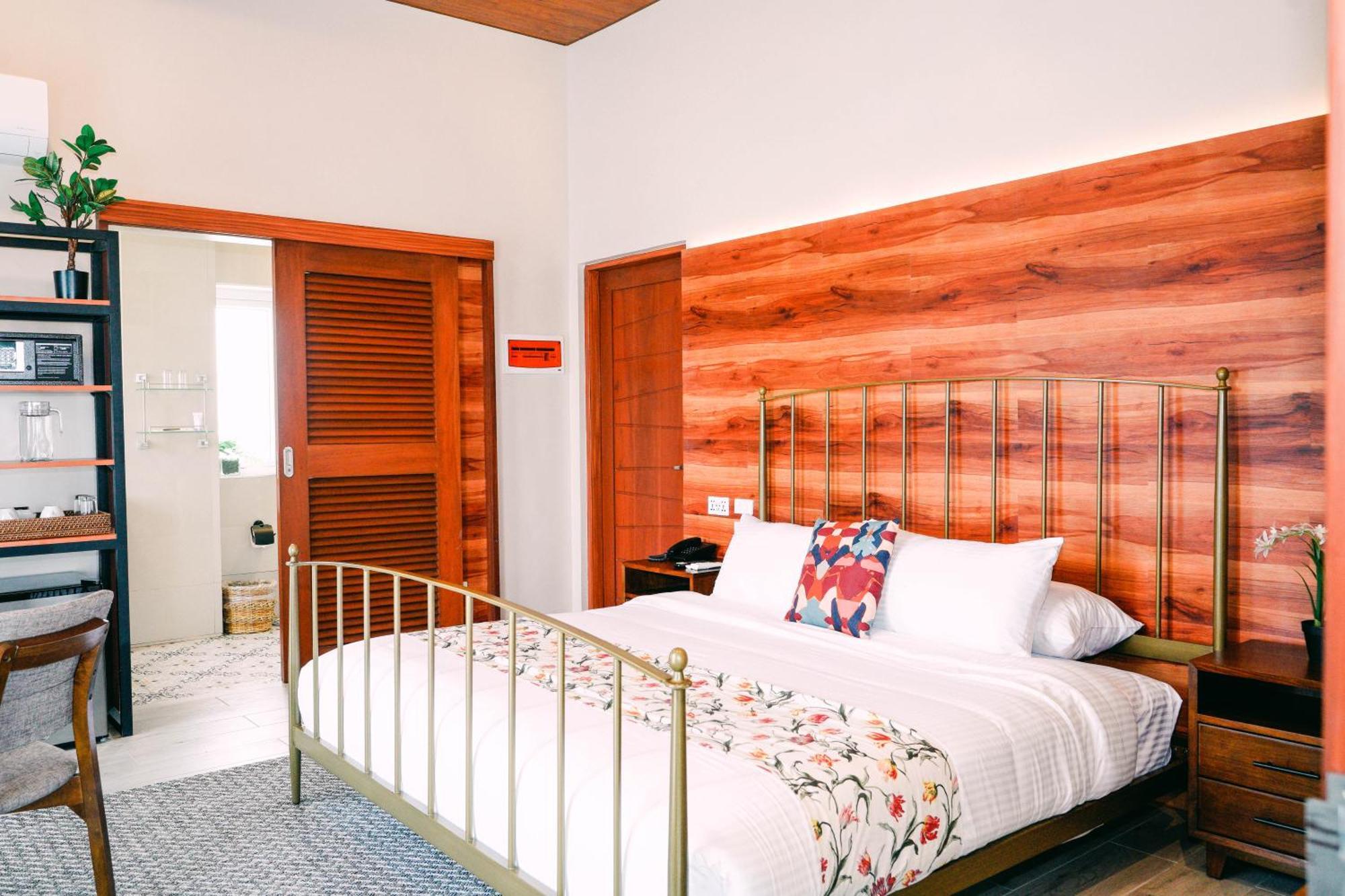Hotel Kimberly Tagaytay Tagaytay City Esterno foto