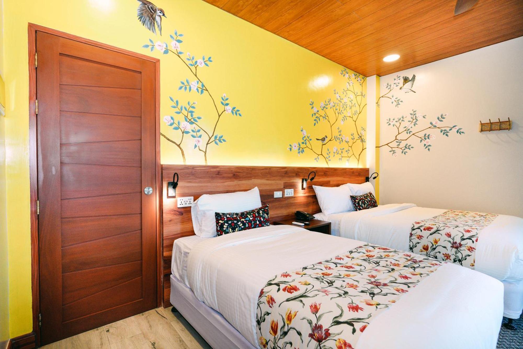 Hotel Kimberly Tagaytay Tagaytay City Esterno foto